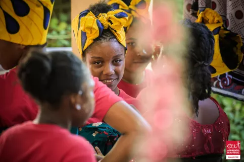 regard dans la foule 